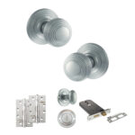 Old English Ripon Door Knob Pack (Lock Set - Horizontal Bathlock, 4" Slim Knuckle Hinges x2) - Satin Chrome