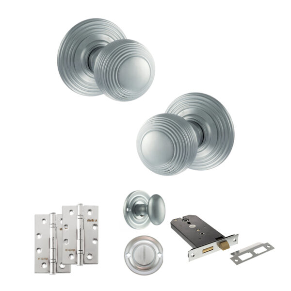 Old English Ripon Door Knob Pack (Lock Set - Horizontal Bathlock, 4" Slim Knuckle Hinges x2) - Satin Chrome