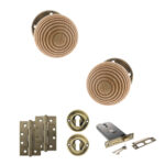 Atlantic Old English Bridlington Door Knob Pack (Lock Set - Horizontal Sashlock, 4" Slim Knuckle Hinges x2) - Antique Brass