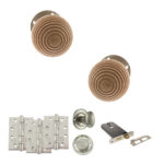Atlantic Old English Bridlington Door Knob Pack (Lock Set - Horizontal Bathlock, 4" Fire Rated Hinges x3) - Satin Nickel