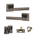 STATUS Kansas Door Handle Pack (Latch Set - 2.5" CE Latch, 4" Slim Knuckle Hinges x2) - Black Nickel