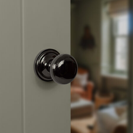 Atlantic Old English Harrogate Door Knob Pack (Lock Set - 3" Latch & Deadlock, 4" Fire Rated Hinges x3) - Black Nickel - Image 6