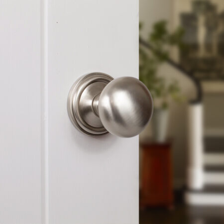 Atlantic Old English Harrogate Door Knob Pack (Lock Set - Horizontal Bathlock, 3" Fire Rated Hinges x3) - Satin Nickel - Image 6