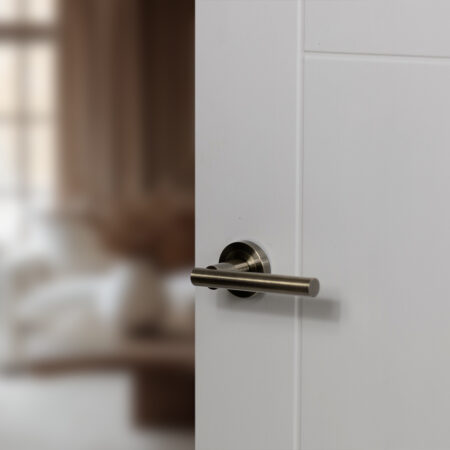 STATUS Nebraska Door Handle Pack (Euro Lock Set - 3" CE Sashlock, 4" Slim Knuckle Hinges x2) - Antique Brass - Image 6