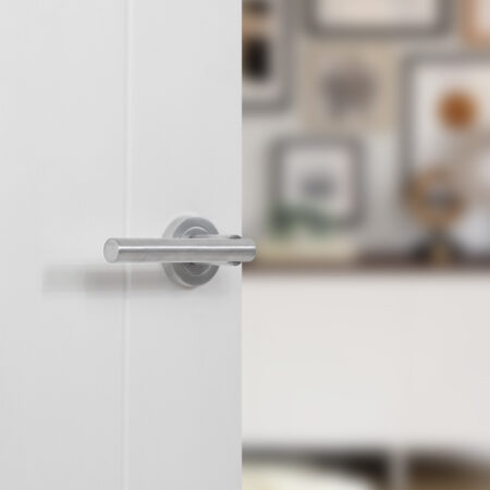 STATUS Nebraska Door Handle Pack (Latch Set - 2.5" CE Latch, 4" Fire Rated Hinges x3) - Satin Chrome - Image 6