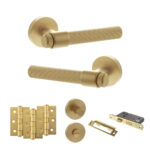 Senza Pari Fasana Door Handle Pack (Bathroom Set - 3" CE Bathroom Lock, 3" Fire Rated Hinges x3) - Satin Brass