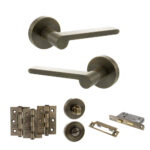 Senza Pari Darrio Door Handle Pack (Bathroom Set - 2.5" CE Bathroom Lock, 3" Fire Rated Hinges x3) - Antique Brass