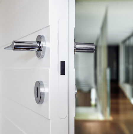 Atlantic AGB Revolution XT Magnetic Bathroom Lock 60mm backset with strike plates for ALU doors - Matt Black - Image 2