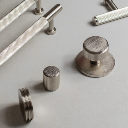 Atlantic Millhouse Brass Battersea Linear T-Bar Cabinet Pull Handle on Backplate 320mm - Polished Chrome - Image 2