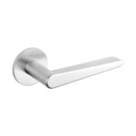 Atlantic Tupai Rapido 5S Line Torrao Lever Door Handle on 5mm Slimline Round Rose - Satin Chrome