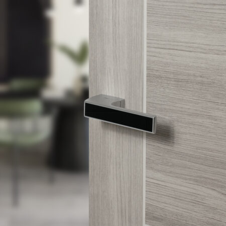 Atlantic Tupai Rapido VersaLine Tobar Lever Door Handle on Long Rose - Pearl Black Decorative Plate - Satin Chrome - Image 2
