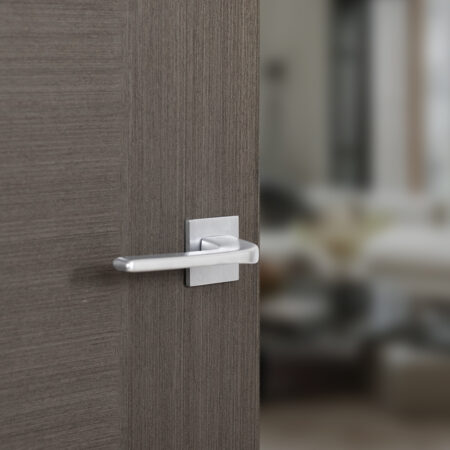 Tupai Rapido 5S Line Canha Lever Door Handle on 5mm Slimline Square Rose - Satin Chrome - Image 2