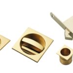 Manital Sliding Door Square Roses with WC Turn C/W Flush Pull & Lock Otl (Polished Brass)